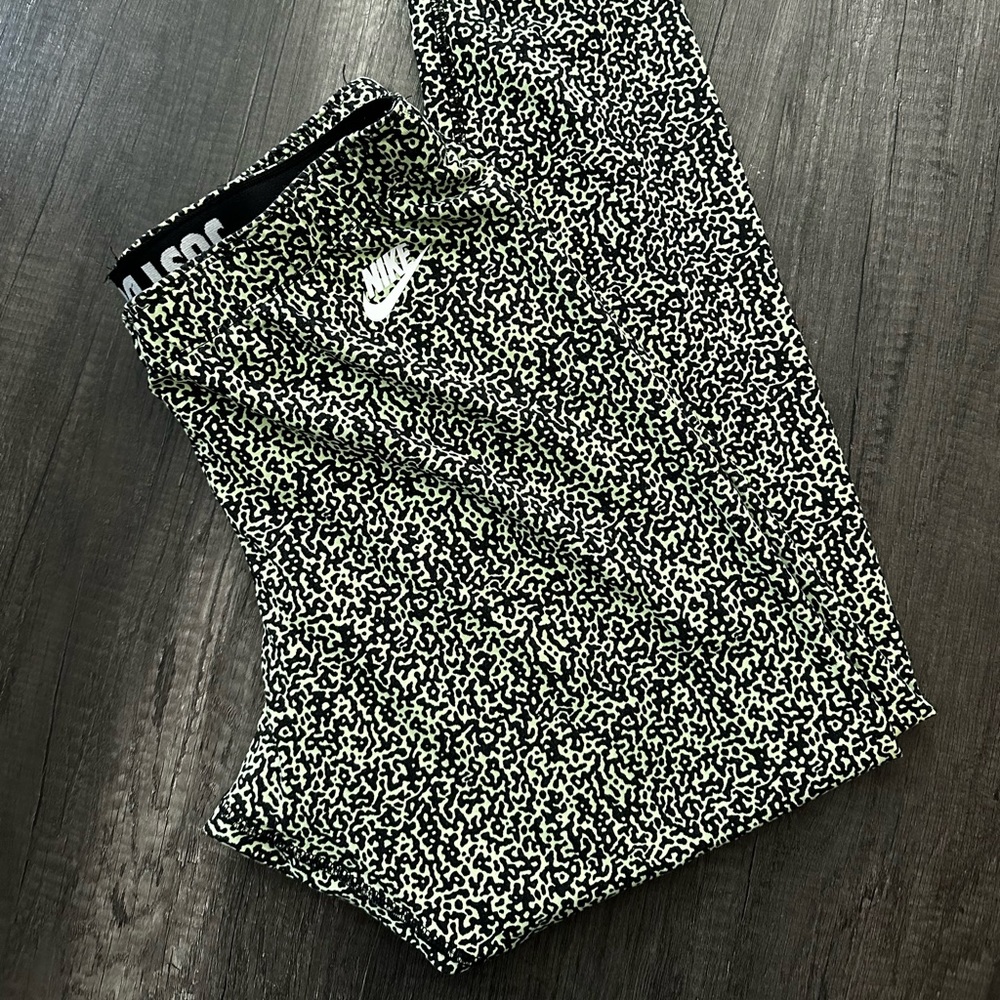 Nike leggings